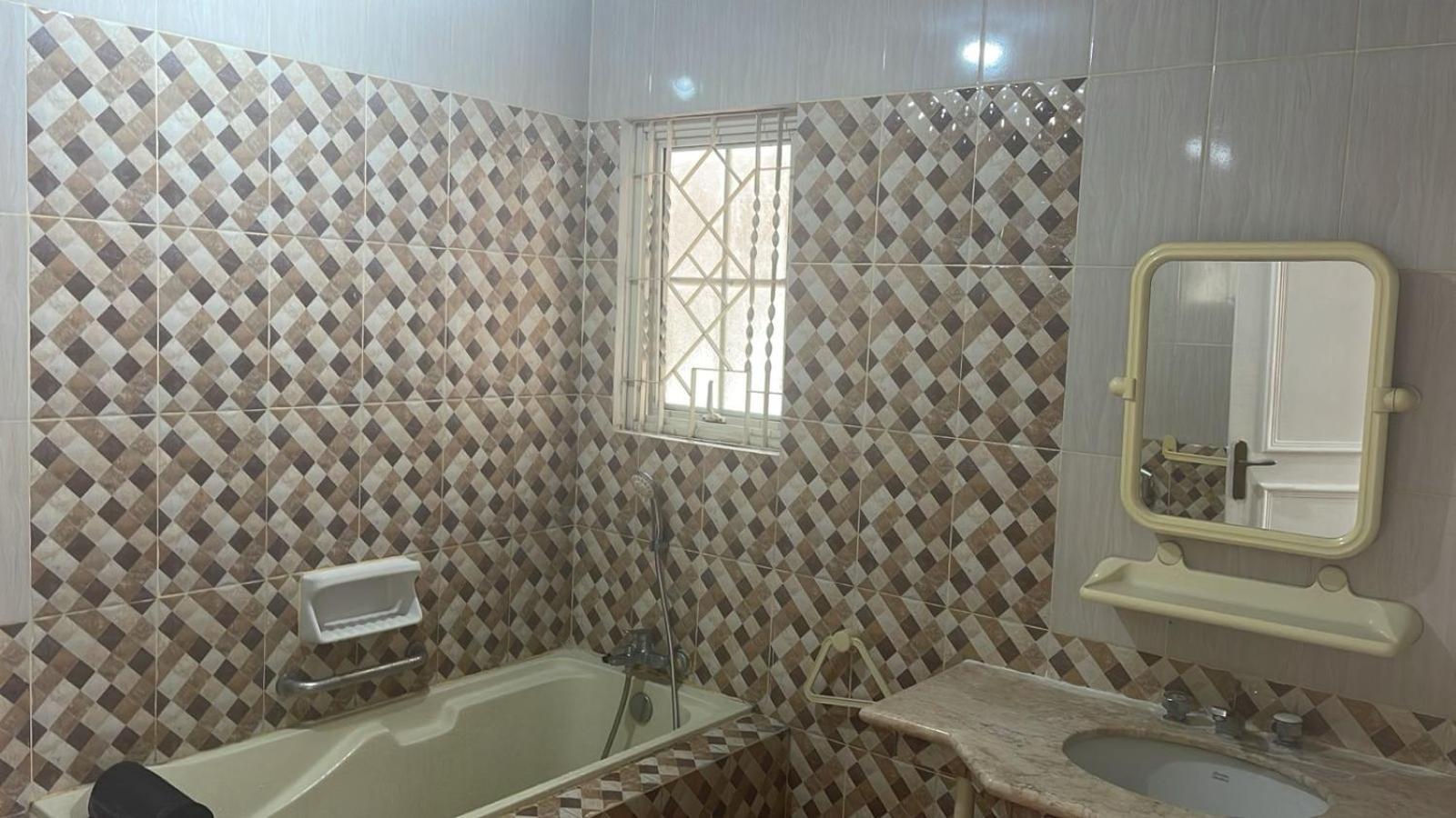 Vila Princess,Sentul 4Bedroom Dan Tenda Camping,Private Pool, Tenis Meja, Mini Billiard, Karaoke, Ayunan,Bbq, 08Satu3 80Satu6 4Satu5Satu 보고르 외부 사진