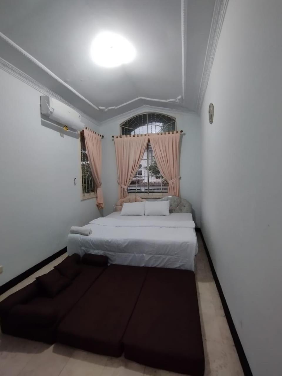 Vila Princess,Sentul 4Bedroom Dan Tenda Camping,Private Pool, Tenis Meja, Mini Billiard, Karaoke, Ayunan,Bbq, 08Satu3 80Satu6 4Satu5Satu 보고르 외부 사진