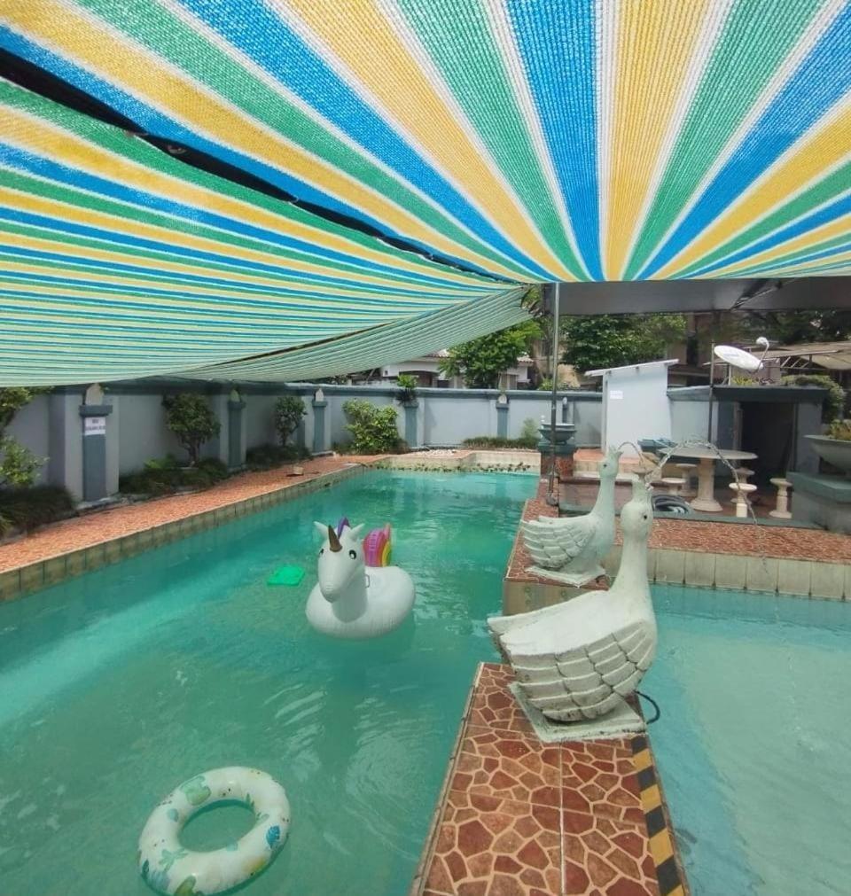 Vila Princess,Sentul 4Bedroom Dan Tenda Camping,Private Pool, Tenis Meja, Mini Billiard, Karaoke, Ayunan,Bbq, 08Satu3 80Satu6 4Satu5Satu 보고르 외부 사진