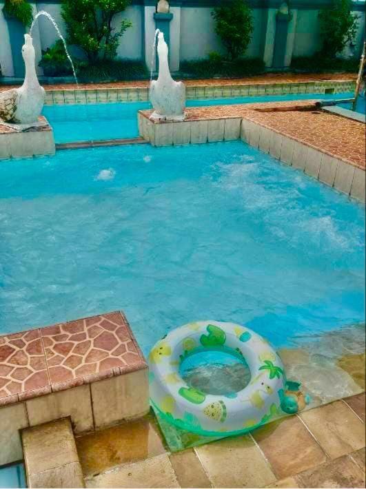 Vila Princess,Sentul 4Bedroom Dan Tenda Camping,Private Pool, Tenis Meja, Mini Billiard, Karaoke, Ayunan,Bbq, 08Satu3 80Satu6 4Satu5Satu 보고르 외부 사진