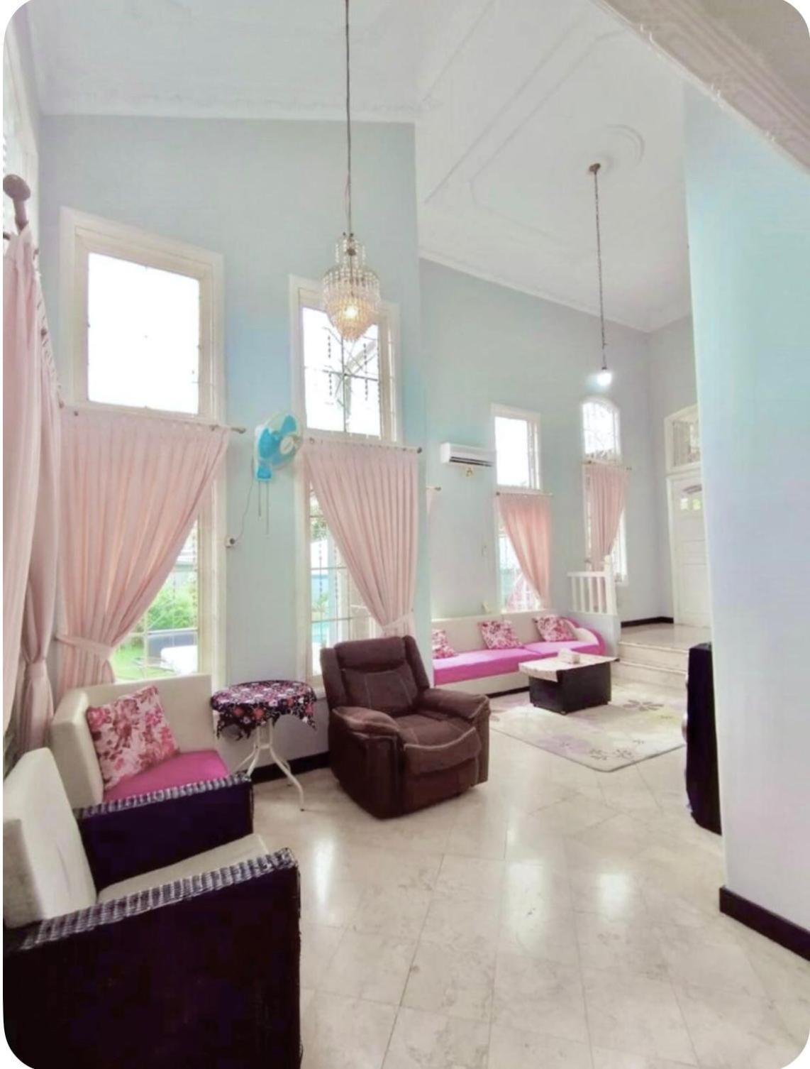 Vila Princess,Sentul 4Bedroom Dan Tenda Camping,Private Pool, Tenis Meja, Mini Billiard, Karaoke, Ayunan,Bbq, 08Satu3 80Satu6 4Satu5Satu 보고르 외부 사진